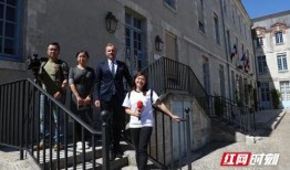 酒吧网红吃瓜事件视频,揭秘幕后真相与网络舆论风暴